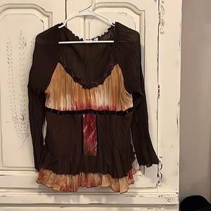 Size is xl but fits like a l